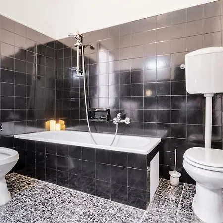 Casa vacanze Tolentini Canal View *