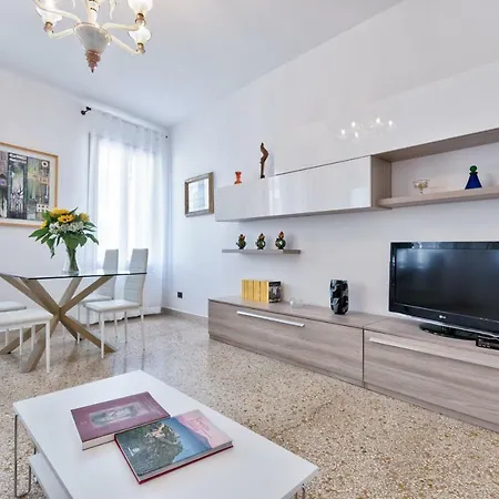 Casa vacanze Tolentini Canal View *