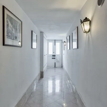 Casa vacanze Tolentini Canal View *